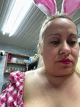 SabinaSweety online show from April 2026 03:42:02 PM