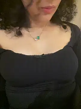 miaoberoi online show from December 2024 12:54:02 PM