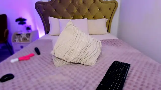 Snapshot of SashaRizz chatting on December 2024 11:55:01 AM SashaRizz online show from December 2024 11:55:01 AM