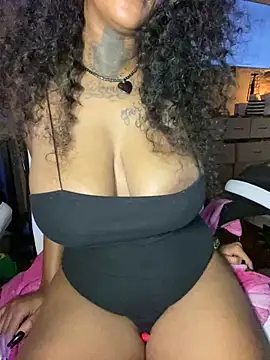 MzParker online show from February 2025 02:59:02 PM