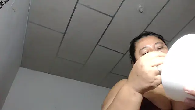 Snapshot of adrixxx38 chatting on March 2026 05:02:01 AM adrixxx38 online show from March 2026 05:02:01 AM