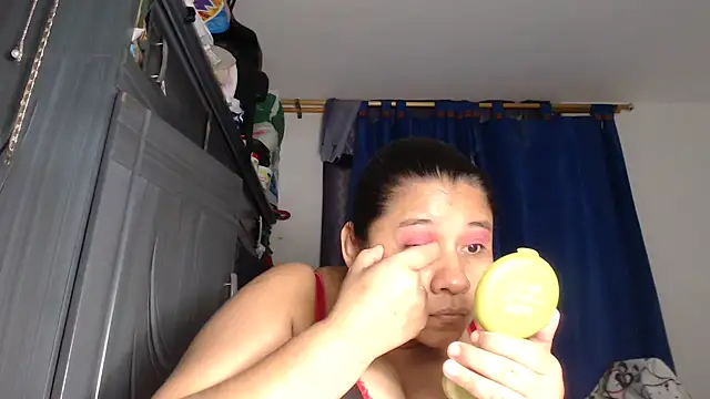 Snapshot of adrixxx38 chatting on March 2026 11:41:02 PM adrixxx38 online show from March 2026 11:41:02 PM