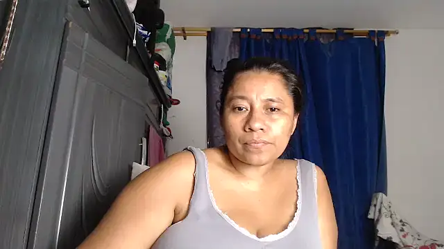 Snapshot of adrixxx38 chatting on April 2026 07:50:02 AM adrixxx38 online show from April 2026 07:50:02 AM