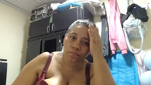 Snapshot of adrixxx38 chatting on April 2026 06:51:01 AM adrixxx38 online show from April 2026 06:51:01 AM