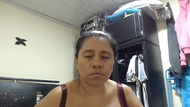 adrixxx38 online show from April 2026 08:23:01 AM