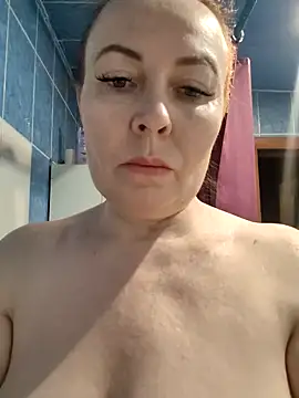 Snapshot of FreeMyFire chatting on January 2025 01:41:01 AM FreeMyFire online show from January 2025 01:41:01 AM