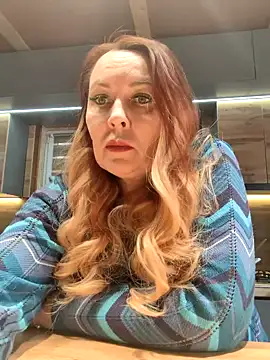 Snapshot of FreeMyFire chatting on February 2025 04:01:01 AM FreeMyFire online show from February 2025 04:01:01 AM