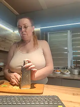 Snapshot of FreeMyFire chatting on March 2025 04:36:02 AM FreeMyFire online show from March 2025 04:36:02 AM