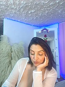 zullyxhot online show from November 2025 09:47:01 PM