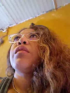 Snapshot of mila38 chatting on November 2025 09:21:01 AM mila38 online show from November 2025 09:21:01 AM