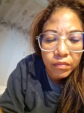 Snapshot of mila38 chatting on May 2026 07:11:01 PM mila38 online show from May 2026 07:11:01 PM