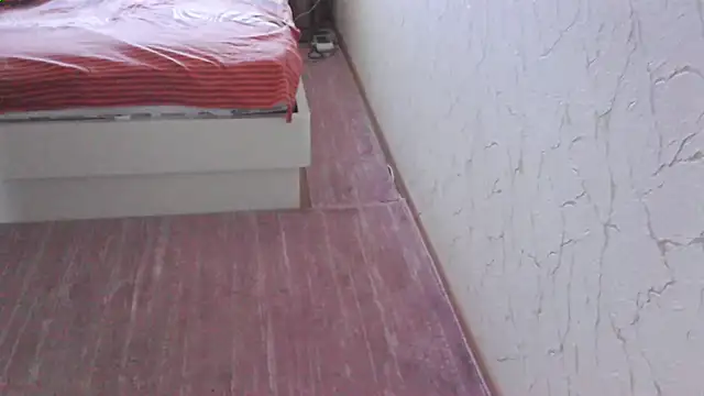 Snapshot of svvs27 chatting on September 2025 11:57:01 AM svvs27 online show from September 2025 11:57:01 AM