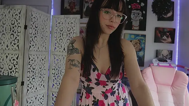 makiyahbelle online show from June 2026 06:37:02 AM