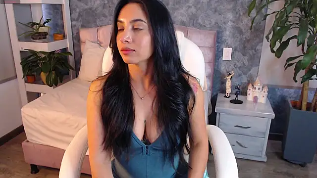 niko robin online show from September 2025 08:12:02 PM