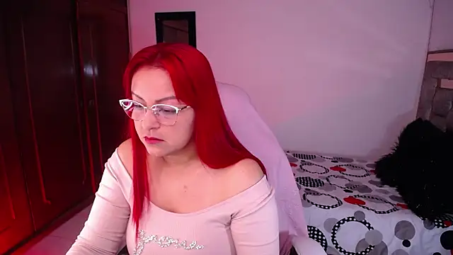 Snapshot of salomecastro_ chatting on September 2025 04:01:01 AM salomecastro online show from September 2025 04:01:01 AM