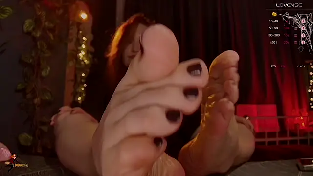 Snapshot of Badaswitch chatting on October 2025 05:04:01 PM Badaswitch online show from October 2025 05:04:01 PM