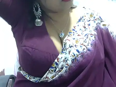 Snapshot of ROSEE_MERRYYYY chatting on February 2025 12:10:02 PM ROSEE MERRYYYY online show from February 2025 12:10:02 PM