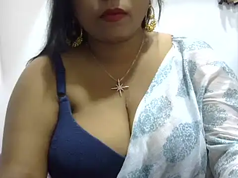 Snapshot of ROSEE_MERRYYYY chatting on February 2025 01:39:02 PM ROSEE MERRYYYY online show from February 2025 01:39:02 PM