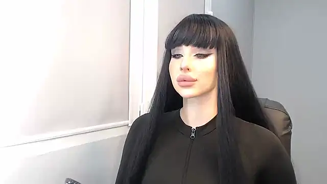 Snapshot of Lady_Joli chatting on December 2024 08:16:01 PM Lady Joli online show from December 2024 08:16:01 PM