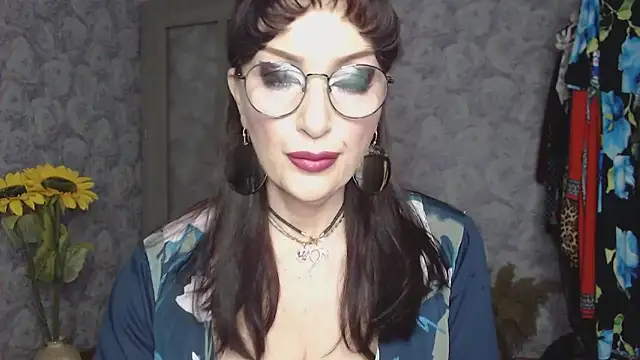 Aziza1 online show from April 2026 03:18:02 PM