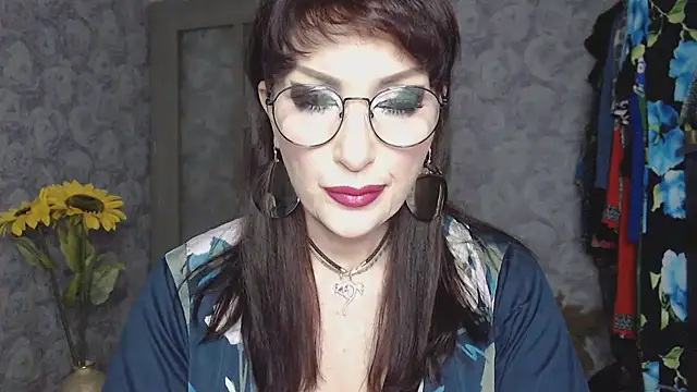 Aziza1 online show from May 2026 02:11:02 PM