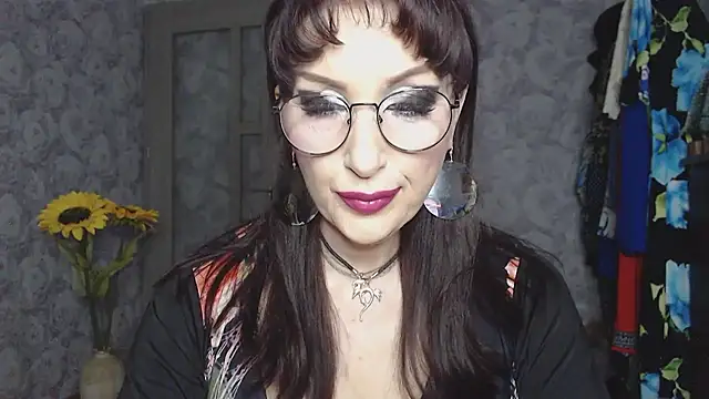 Aziza1 online show from May 2026 01:49:02 PM