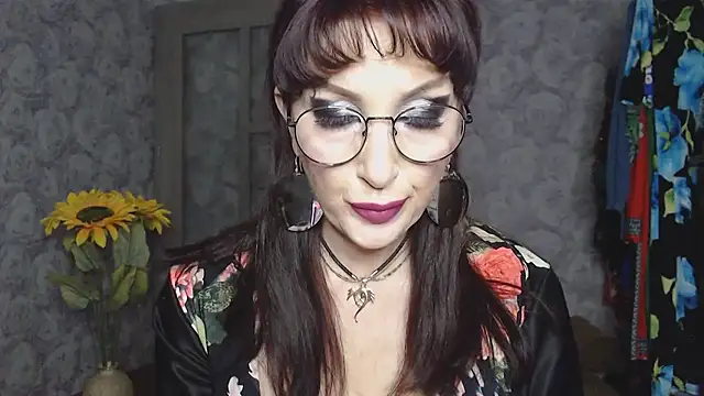 Aziza1 online show from May 2026 02:14:01 PM