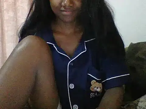 Hamie sexy online show from February 2026 01:37:02 PM