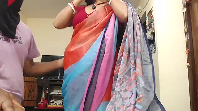 Elina Raj online show from February 2025 05:50:01 PM