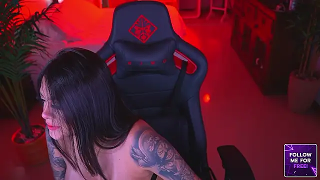 Snapshot of ambarEvans chatting on February 2026 01:04:02 AM ambarEvans online show from February 2026 01:04:02 AM