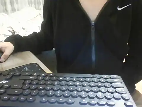 Snapshot of yourshottyarav chatting on February 2026 03:21:01 PM yourshottyarav online show from February 2026 03:21:01 PM