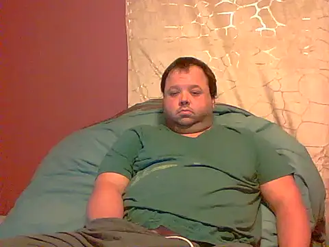 Snapshot of Strongbutgentle36 chatting on October 2025 07:53:02 AM Strongbutgentle36 online show from October 2025 07:53:02 AM