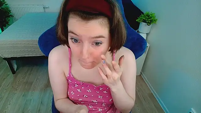 CranberryHot online show from September 2025 01:17:02 AM