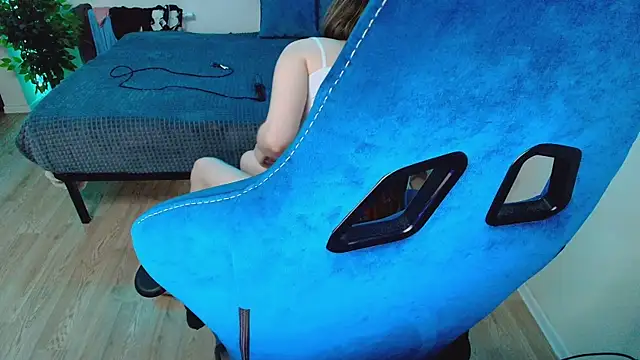 CranberryHot online show from November 2025 10:04:02 PM