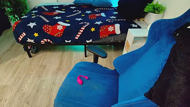 CranberryHot online show from February 2026 04:24:01 AM