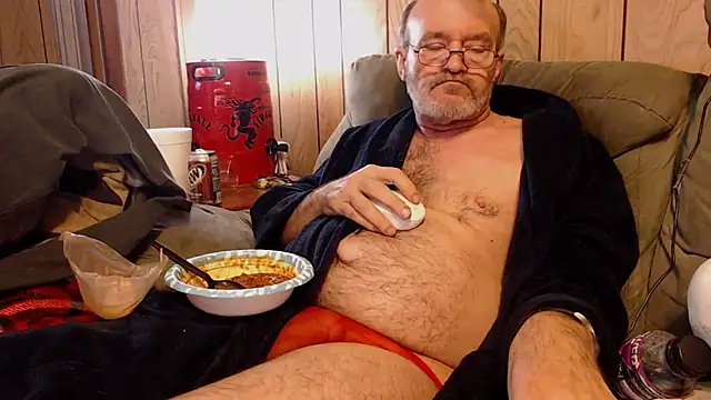 Snapshot of snickers1 chatting on November 2025 02:31:02 PM snickers1 online show from November 2025 02:31:02 PM