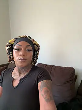 Snapshot of Creamesensation chatting on January 2025 03:26:01 PM Creamesensation online show from January 2025 03:26:01 PM