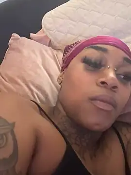 Snapshot of Creamesensation chatting on January 2025 12:46:01 AM Creamesensation online show from January 2025 12:46:01 AM