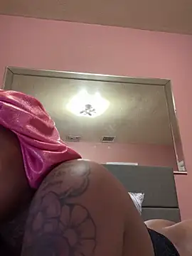 Snapshot of Creamesensation chatting on February 2025 10:25:02 AM Creamesensation online show from February 2025 10:25:02 AM