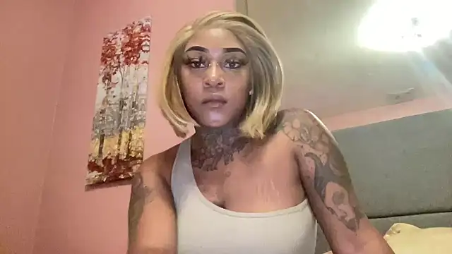 Snapshot of Creamesensation chatting on February 2025 03:04:01 PM Creamesensation online show from February 2025 03:04:01 PM