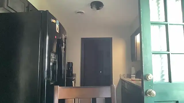 Snapshot of Creamesensation chatting on October 2025 02:18:01 PM Creamesensation online show from October 2025 02:18:01 PM