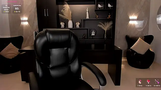 Snapshot of MorganHicks chatting on October 2025 07:16:01 PM MorganHicks online show from October 2025 07:16:01 PM