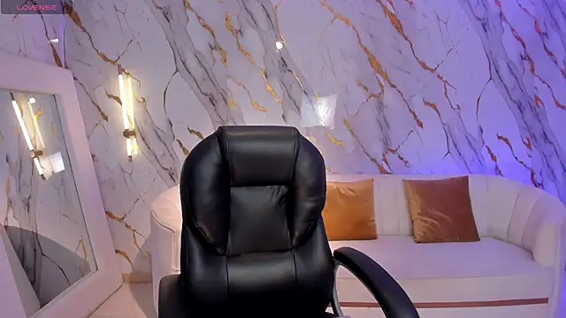 Snapshot of MorganHicks chatting on January 2026 07:50:01 PM MorganHicks online show from January 2026 07:50:01 PM