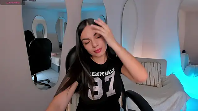 Snapshot of MorganHicks chatting on February 2026 07:54:01 PM MorganHicks online show from February 2026 07:54:01 PM