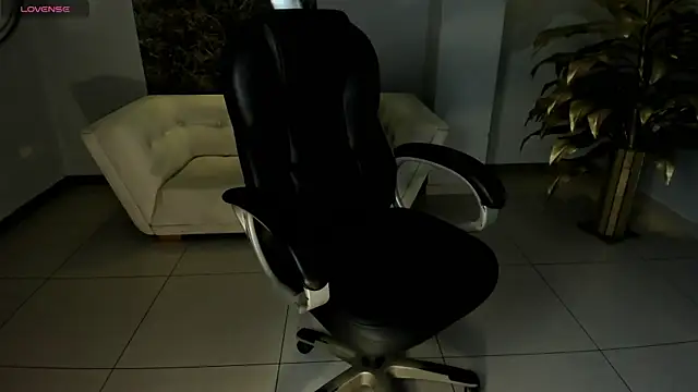 Snapshot of MorganHicks chatting on March 2026 10:18:02 AM MorganHicks online show from March 2026 10:18:02 AM