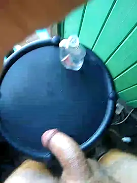 Snapshot of Alvaro2017 chatting on November 2025 01:34:01 PM Alvaro2017 online show from November 2025 01:34:01 PM