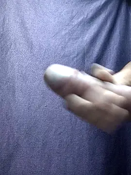 Snapshot of Robika-bika chatting on November 2025 09:30:01 AM Robika-bika online show from November 2025 09:30:01 AM