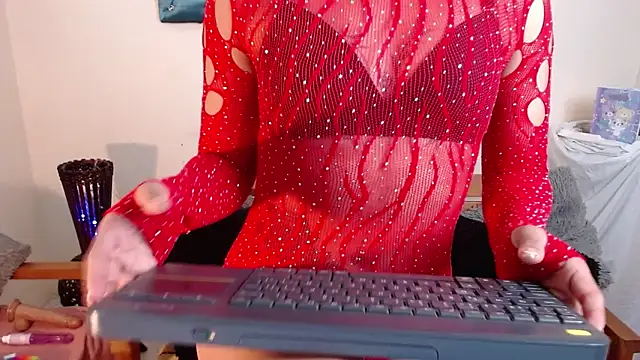 Snapshot of DestinyHills chatting on February 2025 12:54:01 PM DestinyHills online show from February 2025 12:54:01 PM