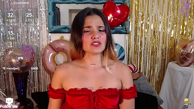 Snapshot of DestinyHills chatting on February 2025 07:19:02 PM DestinyHills online show from February 2025 07:19:02 PM