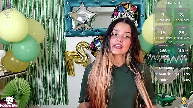 Snapshot of DestinyHills chatting on March 2025 03:47:02 PM DestinyHills online show from March 2025 03:47:02 PM